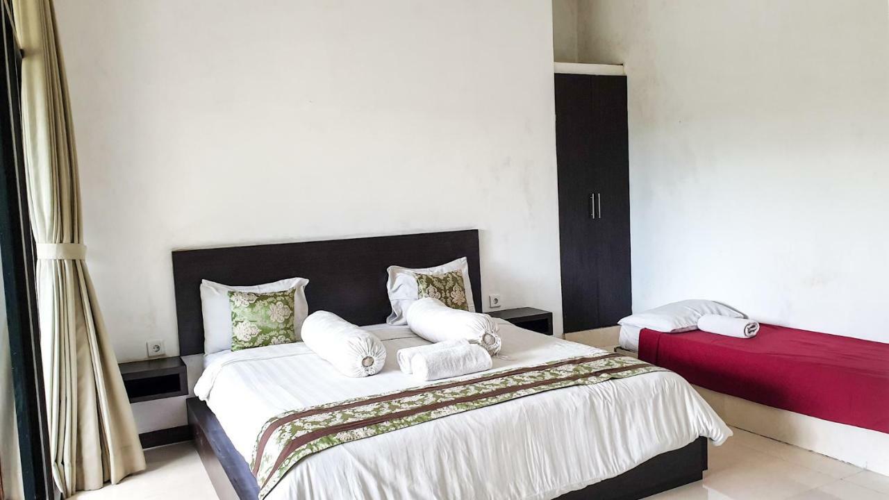Hotel The Paica Denpasar Esterno foto